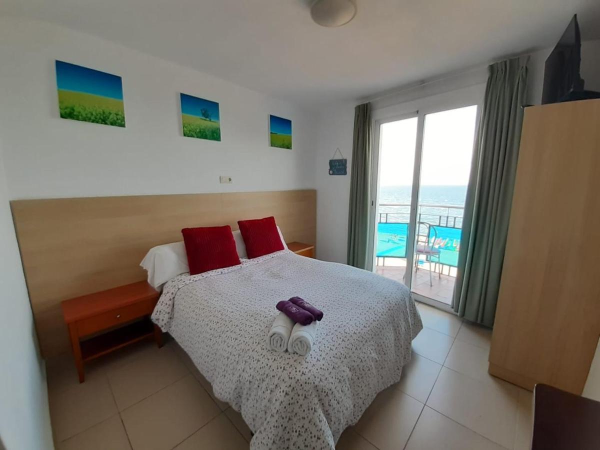 Hostal Mozaik Lloret Льорет-де-Мар Екстер'єр фото