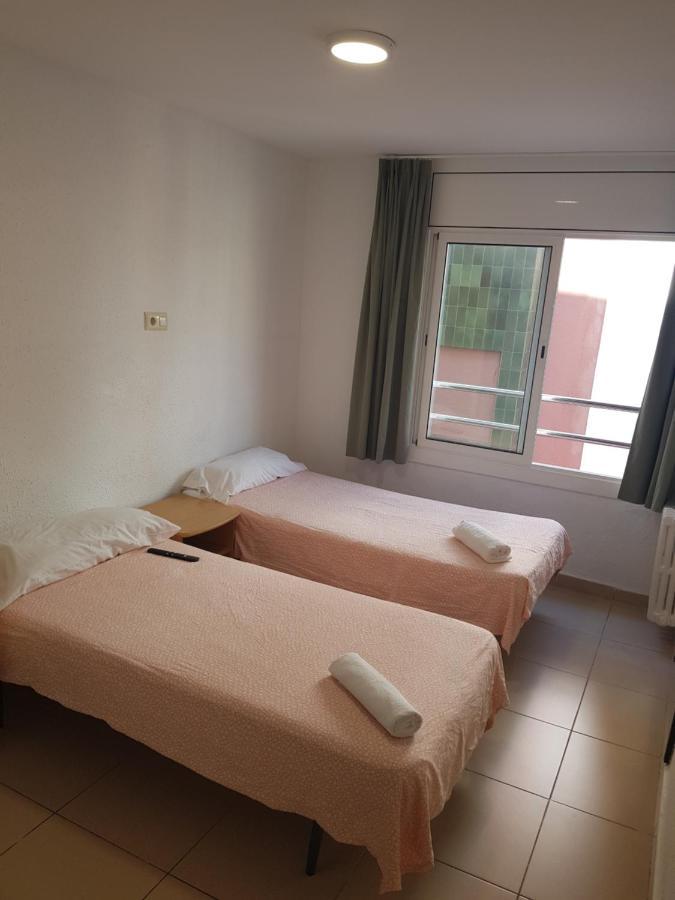 Hostal Mozaik Lloret Льорет-де-Мар Екстер'єр фото