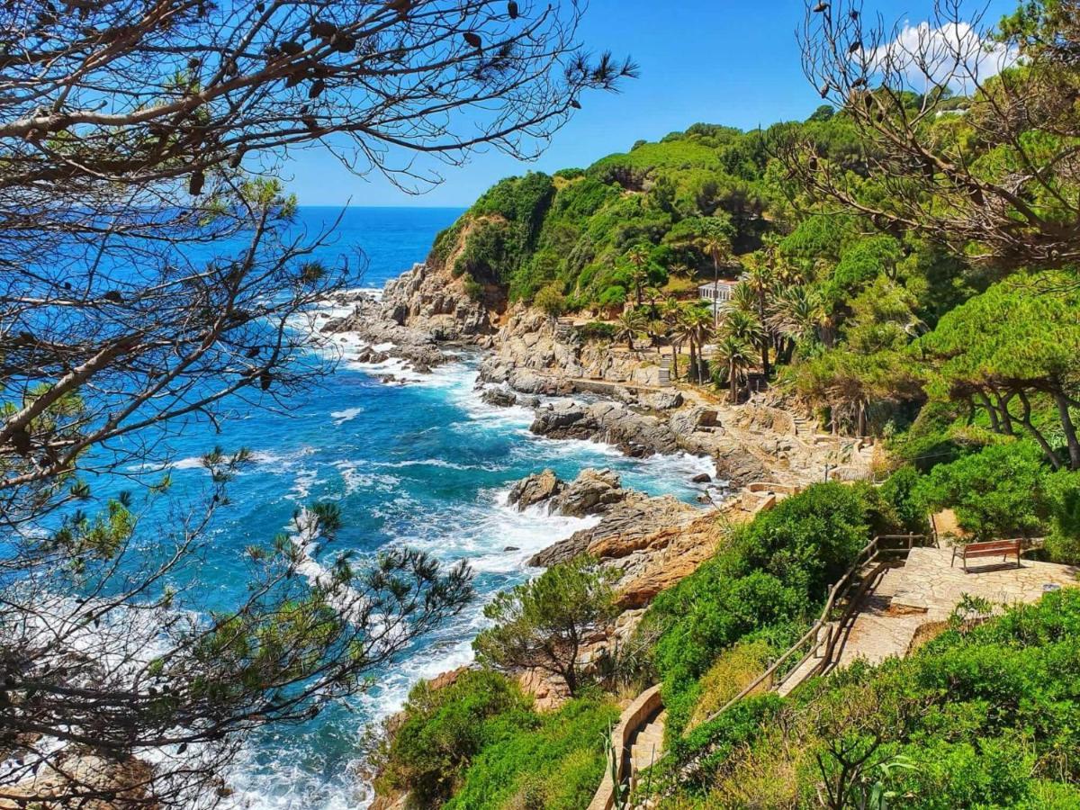 Hostal Mozaik Lloret Льорет-де-Мар Екстер'єр фото