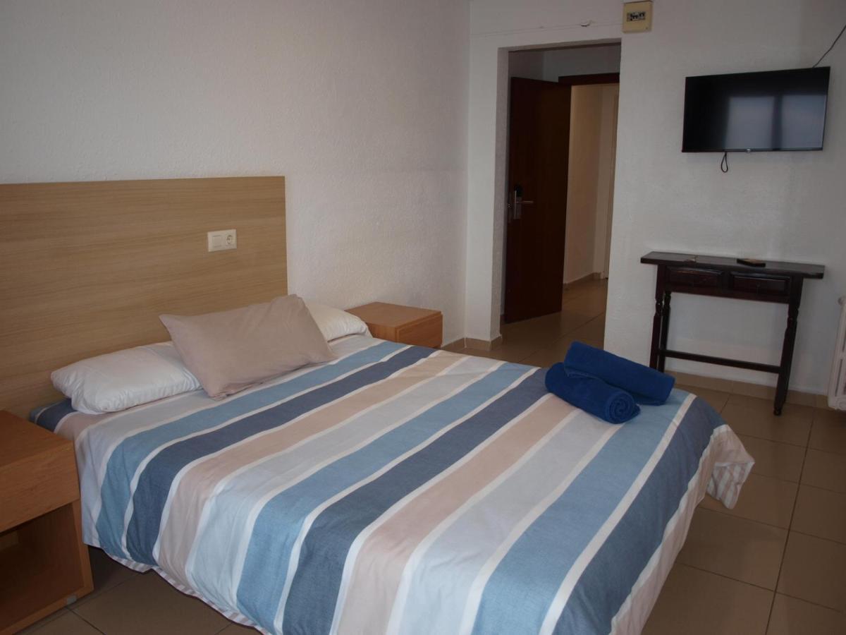 Hostal Mozaik Lloret Льорет-де-Мар Екстер'єр фото