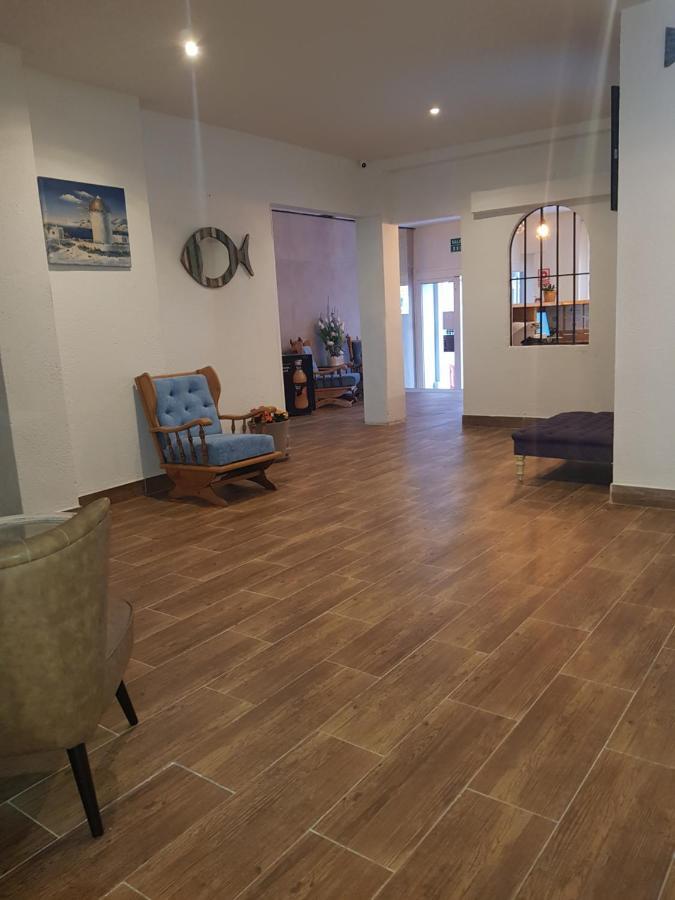 Hostal Mozaik Lloret Льорет-де-Мар Екстер'єр фото