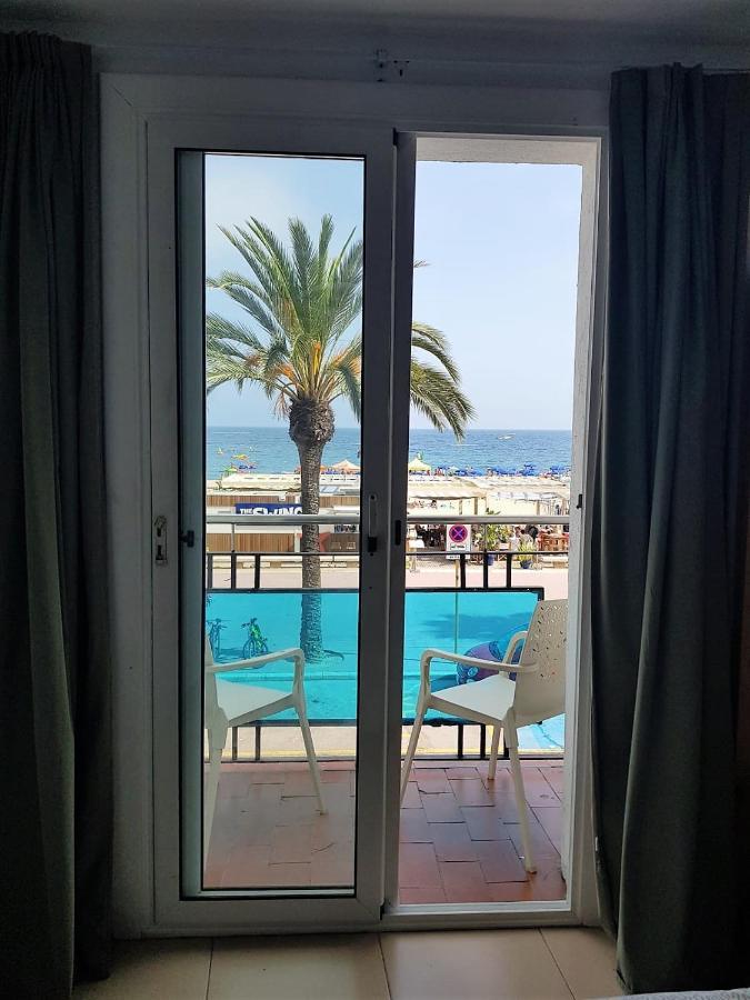 Hostal Mozaik Lloret Льорет-де-Мар Екстер'єр фото